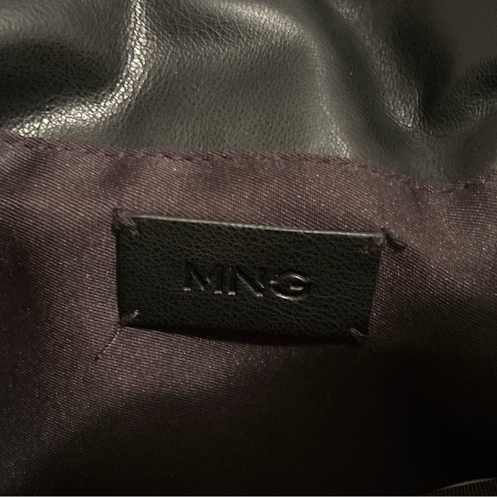 Unique Mango Black Crossbody Bag NWOT - Picture 4 of 11